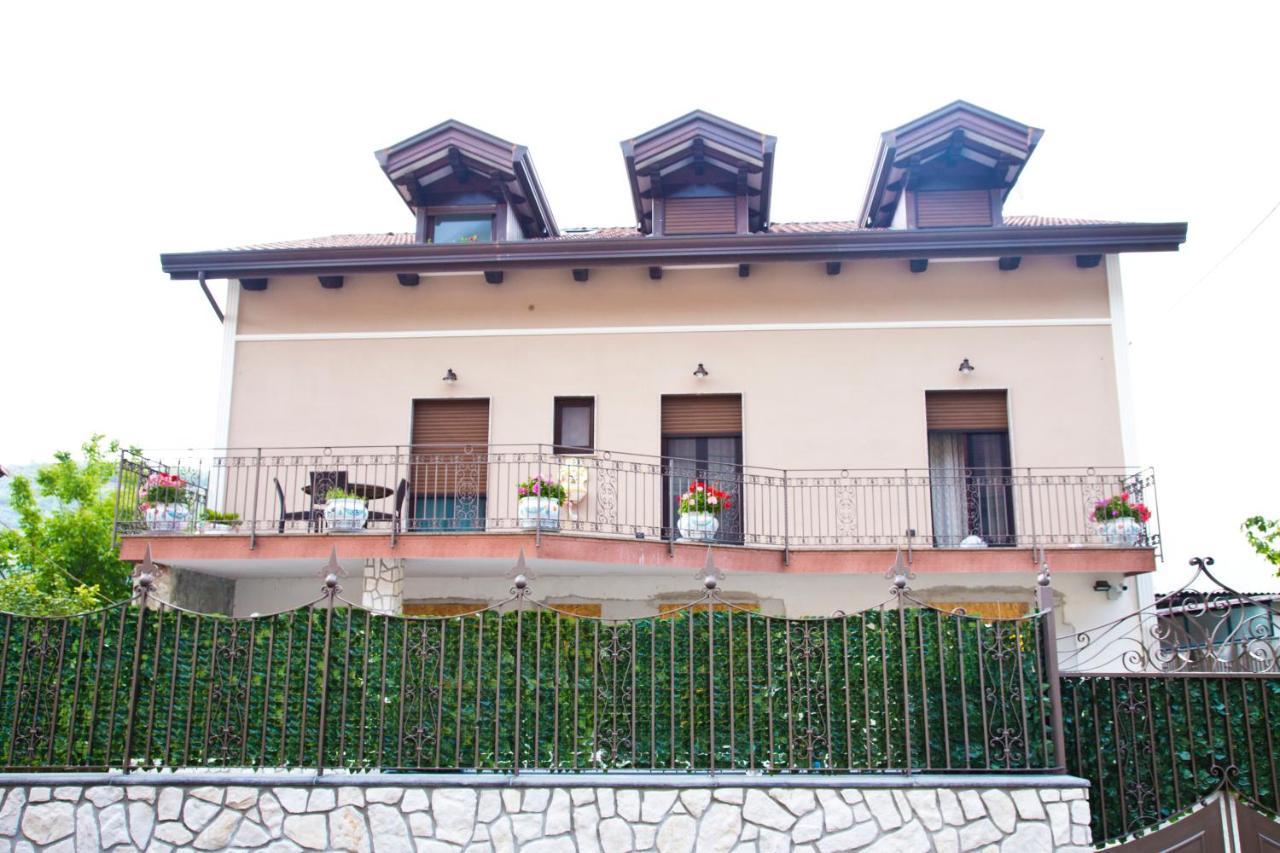 Borgo12 Bed and Breakfast Pimonte Exterior foto